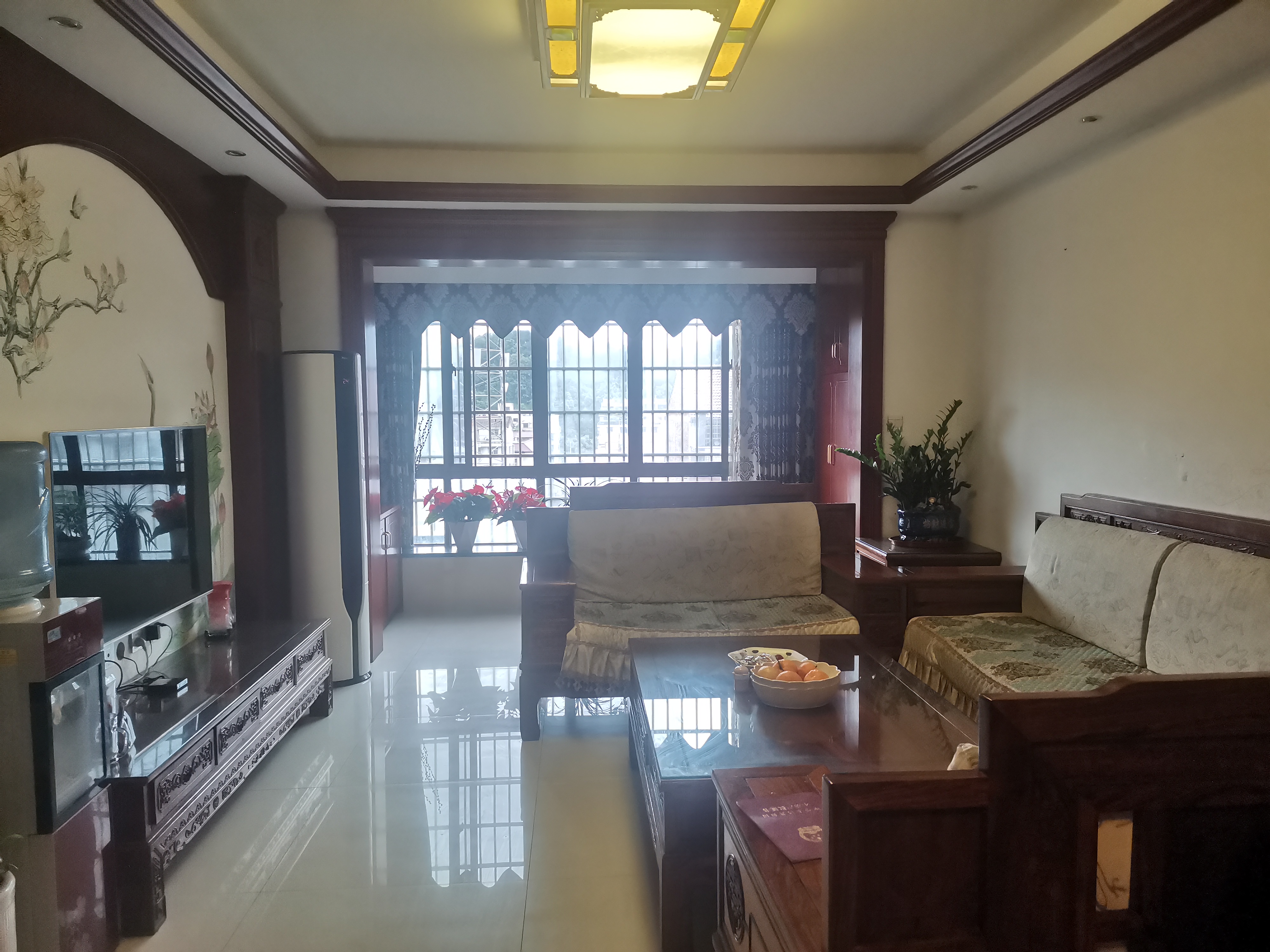 翰林苑  3室2厅2卫    82.8万