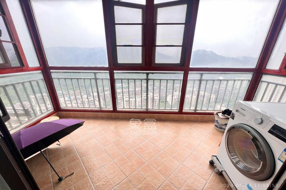 佳兆业云顶梅溪湖(佳兆业梅溪荟) 3室2厅2卫 3500.0元/月 佳兆业云顶梅溪湖(佳兆业梅溪荟) 3室2厅2卫 3500.0元/月室内图