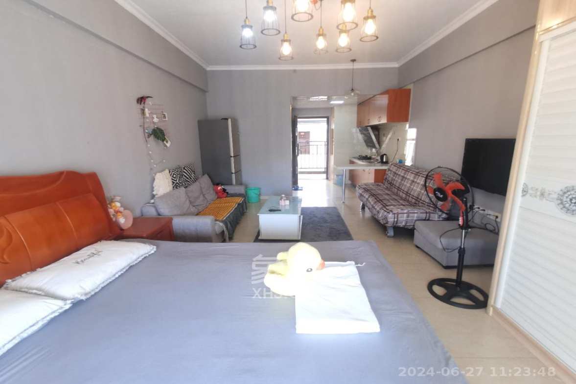 中建芙蓉嘉苑  1室1厅1卫   1600.00元/月室内图