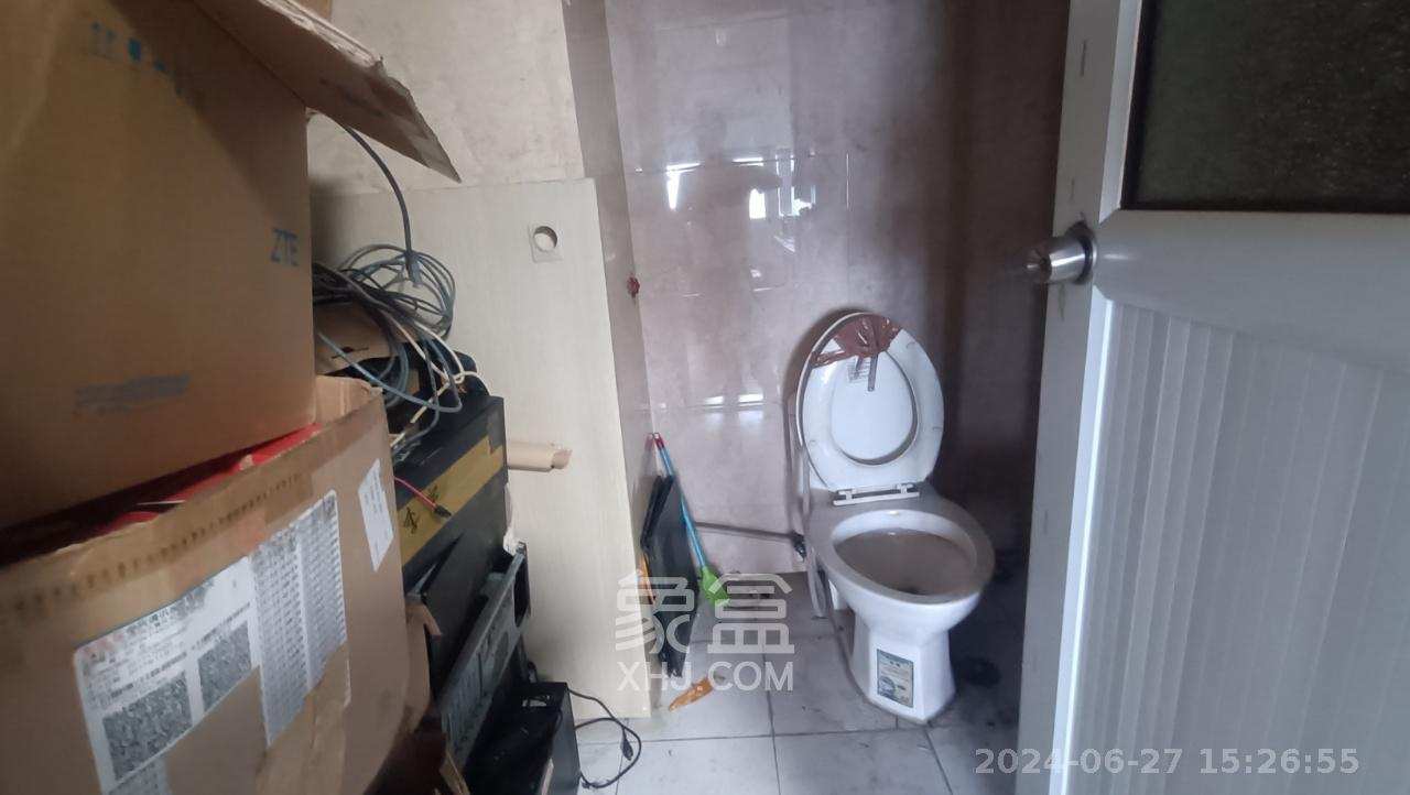 曼哈顿新贵  1室1厅1卫    4500.0元/月 曼哈顿新贵  1室1厅1卫    4500.0元/月室内图