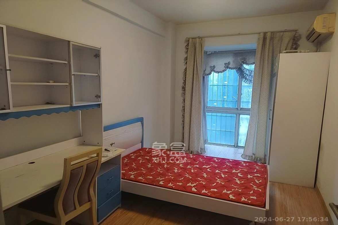 圣力华苑  3室2厅1卫    1600.0元/月 圣力华苑  3室2厅1卫    1600.0元/月室内图