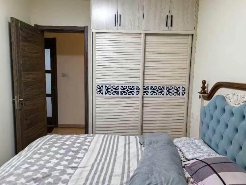 碧桂园豪园 3室2厅2卫 2000.0元/月 碧桂园豪园 3室2厅2卫 2000.0元/月室内图