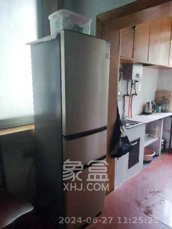 省进出口公司宿舍 3室1厅1卫 1800.0元/月 省进出口公司宿舍 3室1厅1卫 1800.0元/月室内图