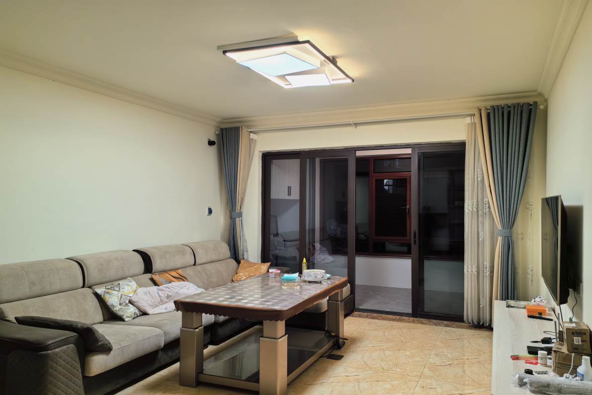 碧桂园豪园 3室2厅2卫 2000.0元/月 碧桂园豪园 3室2厅2卫 2000.0元/月室内图