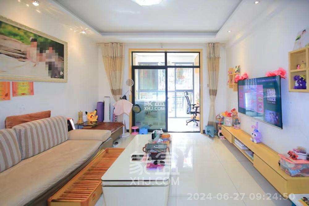 翡翠云天  2室2厅1卫   2100.00元/月室内图