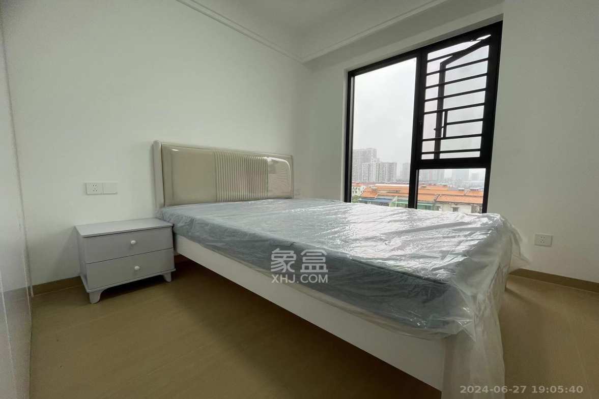 富力芙蓉新天地  2室1厅1卫    3600.0元/月 富力芙蓉新天地  2室1厅1卫    3600.0元/月室内图