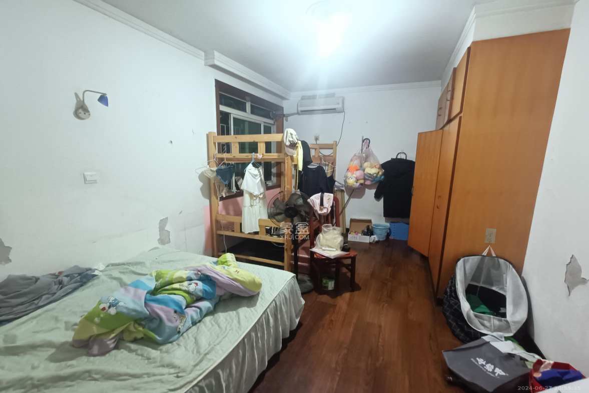 永宏阁  3室1厅1卫   2600.00元/月室内图