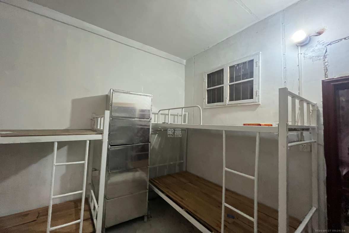 鼓风机械厂宿舍 1室1厅1卫 500.0元/月 鼓风机械厂宿舍 1室1厅1卫 500.0元/月室内图