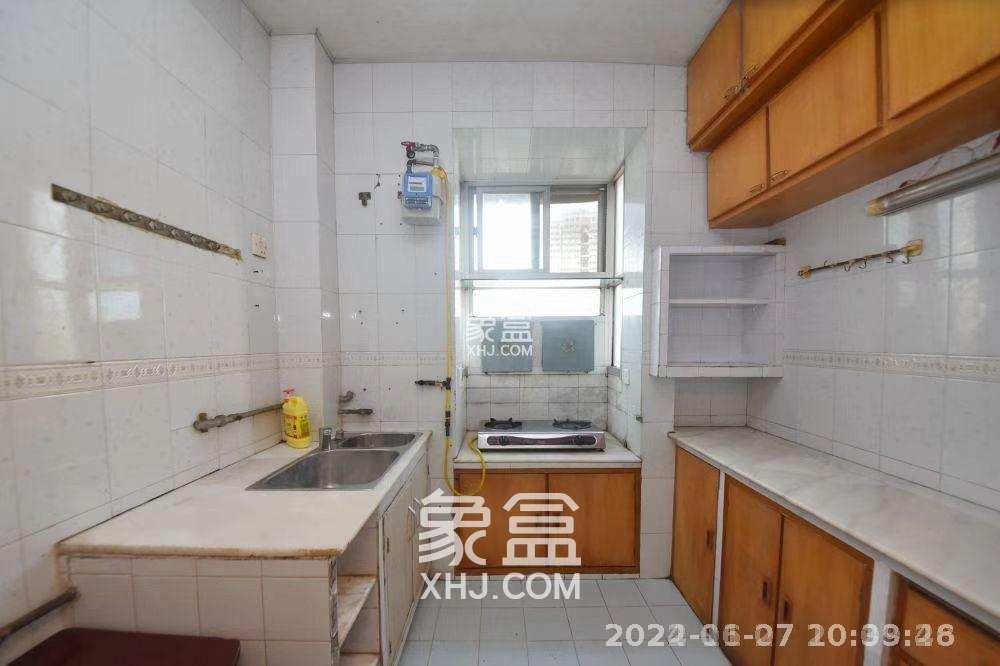 湘农桥社区  3室2厅2卫   2000.00元/月室内图