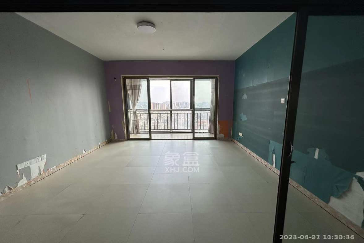 东融大厦  3室2厅2卫    1400.0元/月室内图