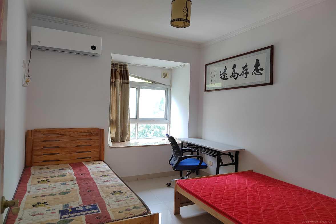 嘉盛华庭(一期、二期、三期)  2室1厅1卫    2200.0元/月 嘉盛华庭(一期、二期、三期)  2室1厅1卫    2200.0元/月室内图