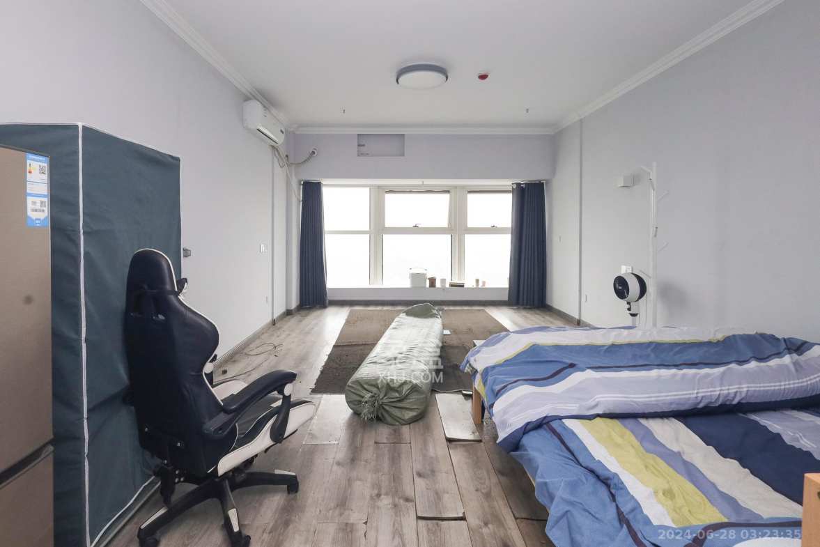 湘粮国际领寓(湘粮国际粮油水产交易中心)  1室1厅1卫    1000.0元/月 湘粮国际领寓(湘粮国际粮油水产交易中心)  1室1厅1卫    1000.0元/月室内图