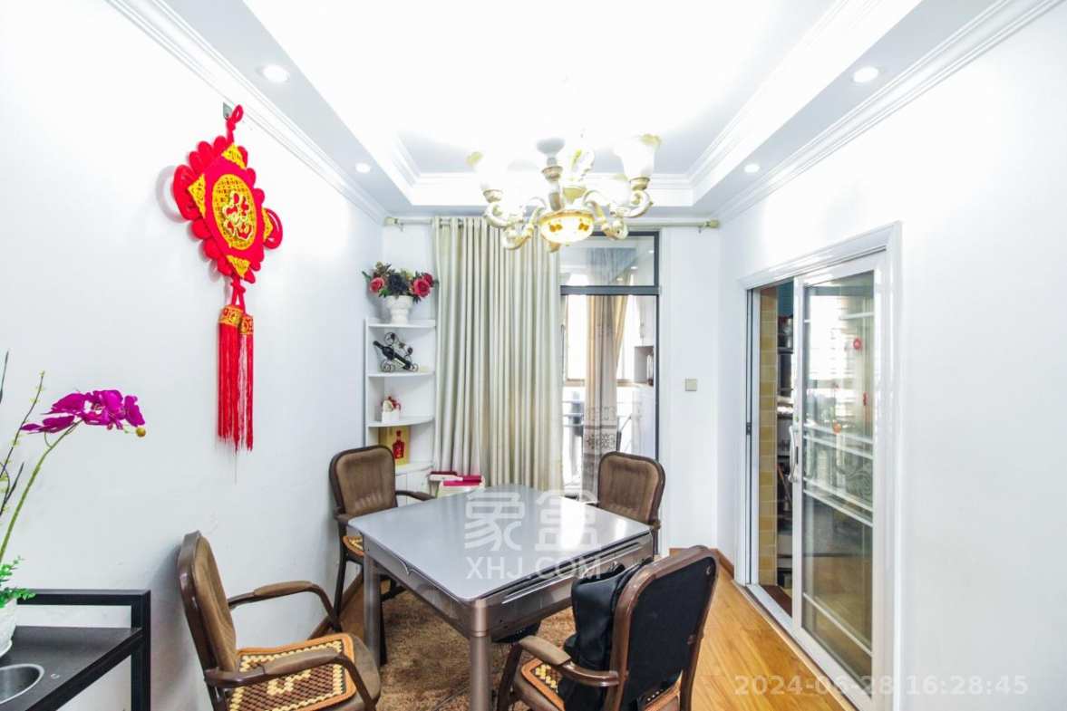 上海城小区  2室2厅1卫   2200.00元/月室内图