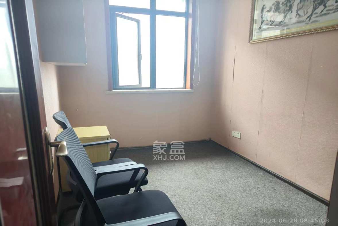 鑫远杰座 3室2厅1卫 3200.0元/月 鑫远杰座 3室2厅1卫 3200.0元/月室内图