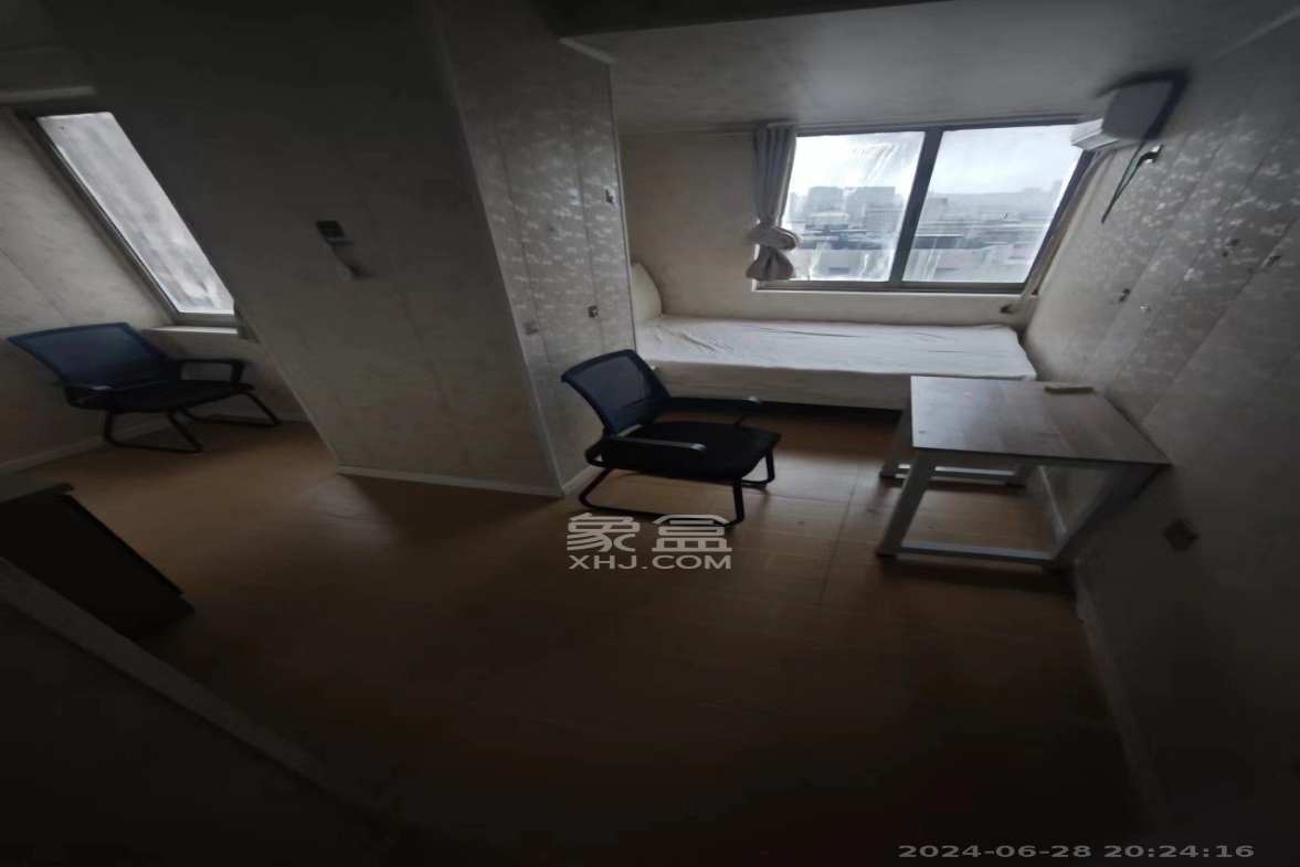 湘华大厦 1室1厅1卫 1300.0元/月 湘华大厦 1室1厅1卫 1300.0元/月室内图