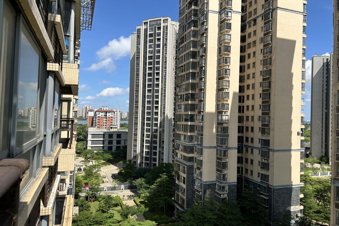 丽江家园  3室2厅2卫   172.00万小区图