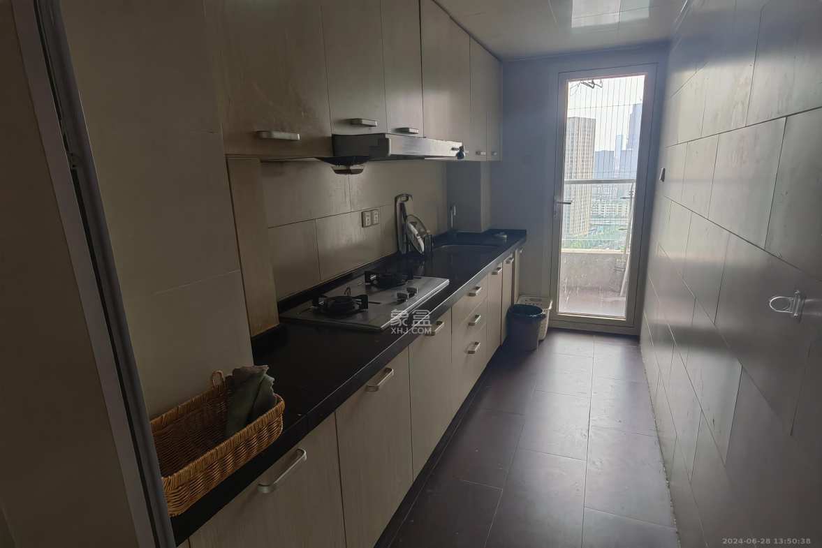 北辰三角洲E5区 1室1厅1卫 2300.0元/月 北辰三角洲E5区 1室1厅1卫 2300.0元/月室内图