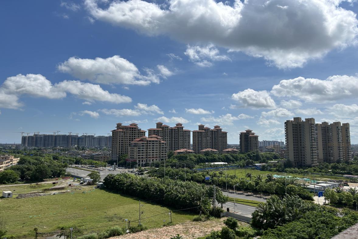丽江家园  3室2厅2卫   172.00万室内图1