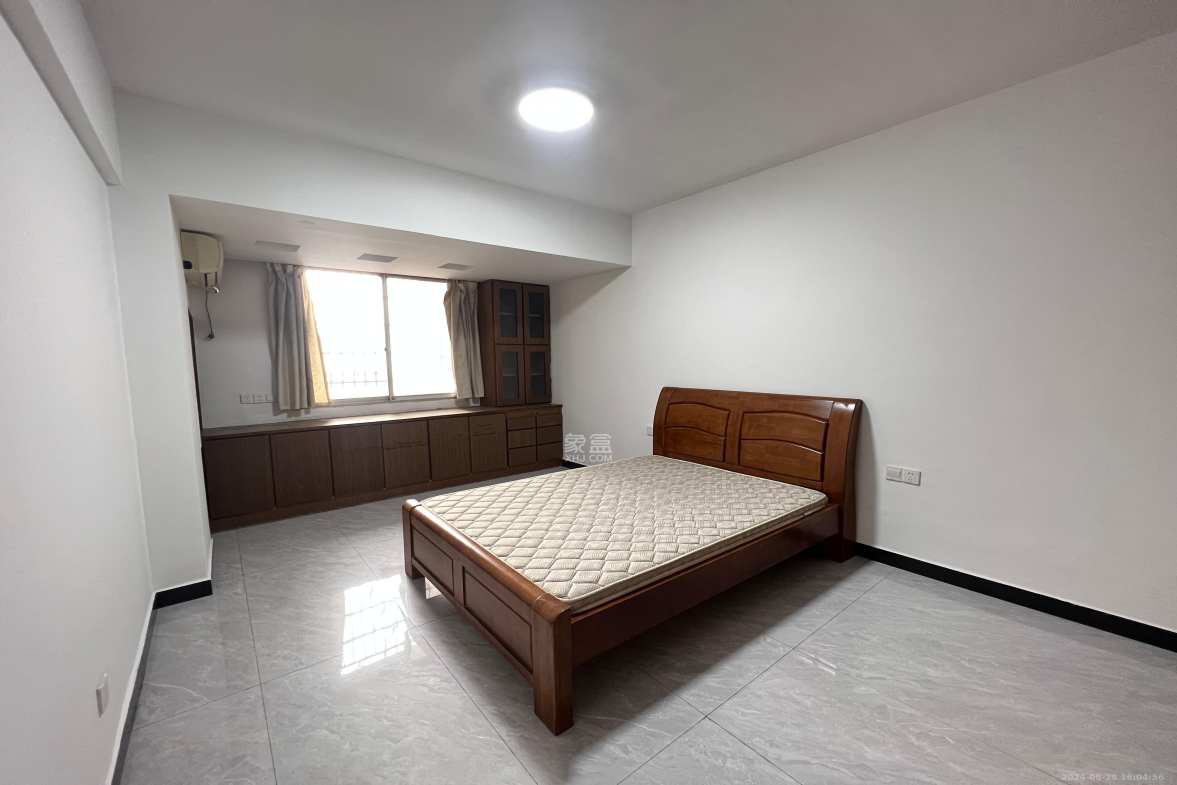 鸿富大厦 1室2厅1卫 4000.0元/月 鸿富大厦 1室2厅1卫 4000.0元/月室内图