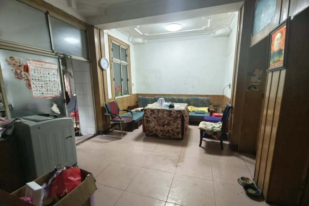 索桥居委会  2室1厅1卫    19.8万 索桥居委会  2室1厅1卫    19.8万室内图