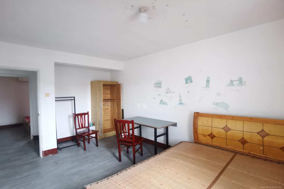 佳园星城  2室2厅1卫    1300.0元/月室内图