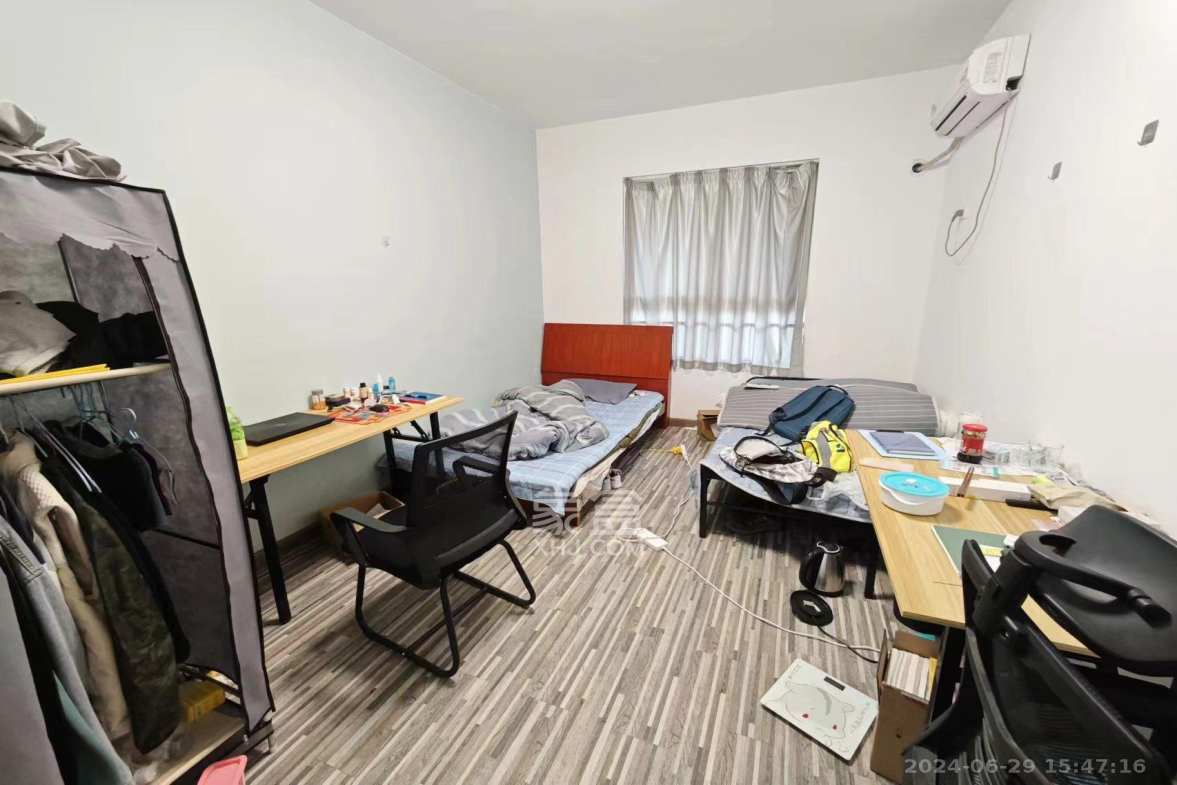 华雅花园  3室2厅2卫    3500.0元/月 华雅花园  3室2厅2卫    3500.0元/月户型图