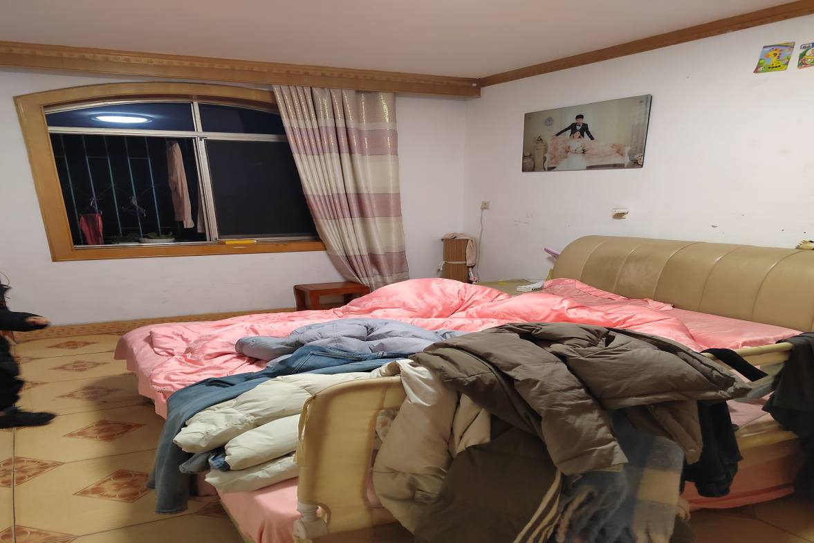 涟钢大市场  2室2厅1卫    700.0元/月室内图