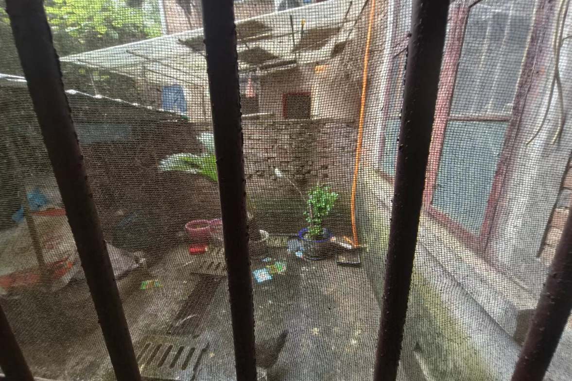 索桥居委会  2室1厅1卫    19.8万 索桥居委会  2室1厅1卫    19.8万室内图