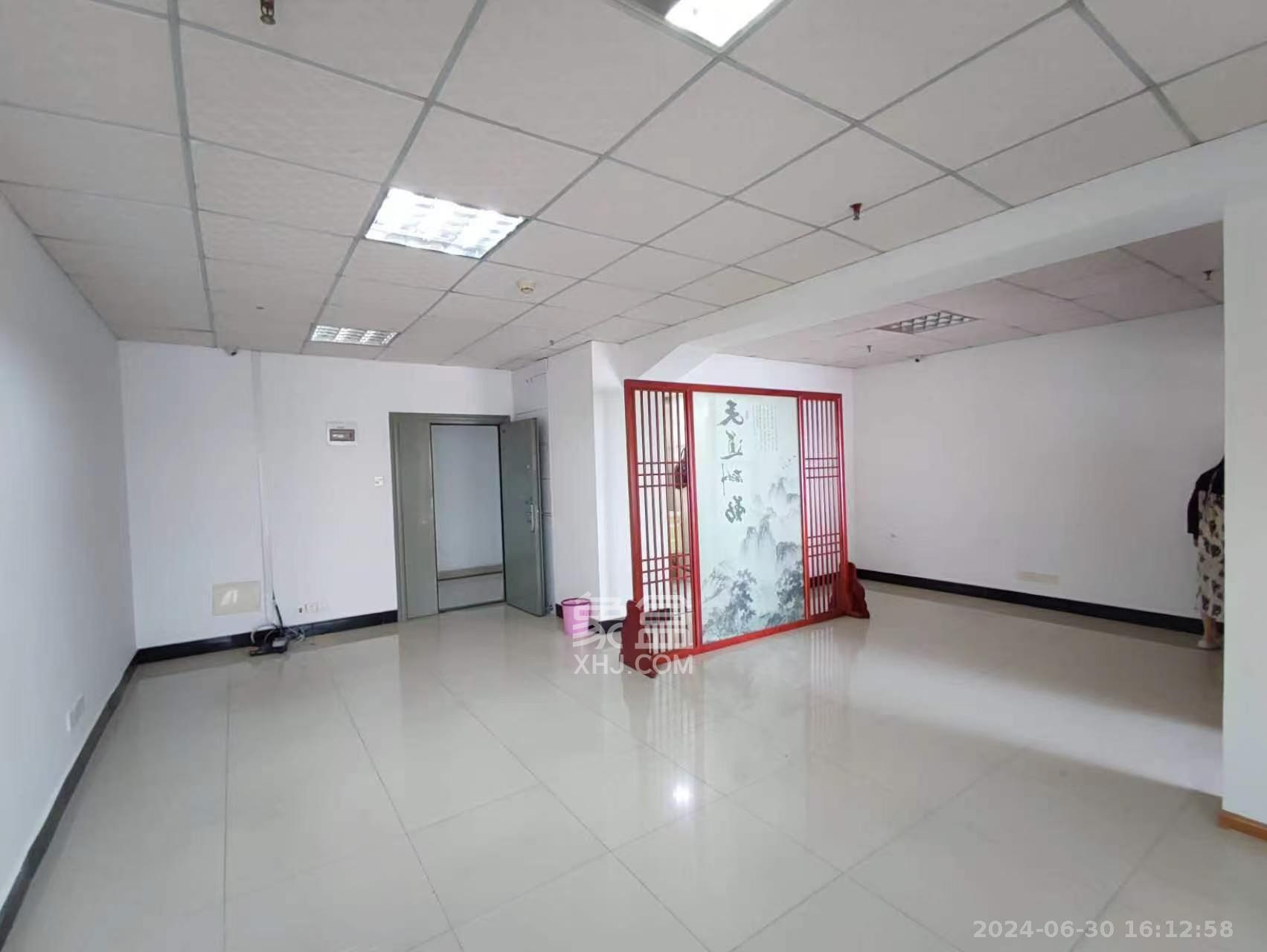 万象新天   130.0㎡      4800.0元/月室内图