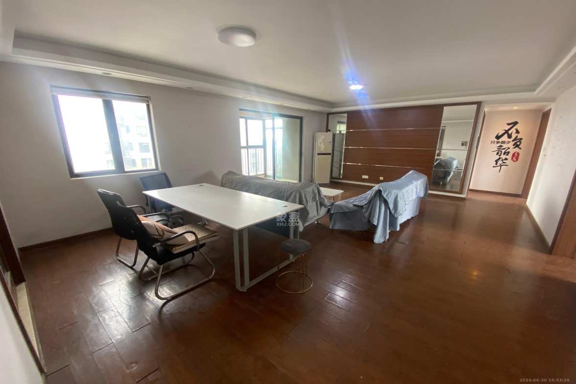 万科金域华府二期  1室2厅1卫    3000.0元/月室内图