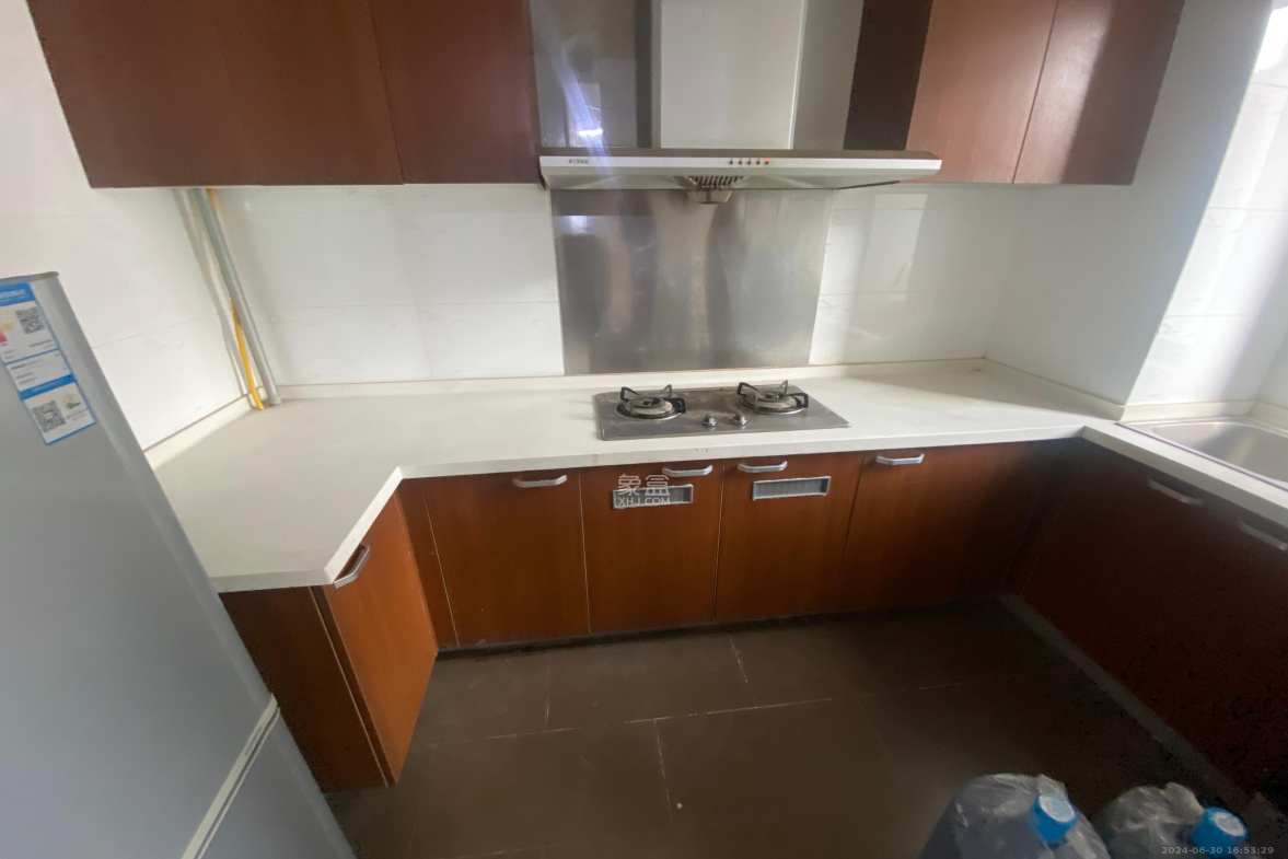 万科金域华府二期  1室2厅1卫    3000.0元/月室内图