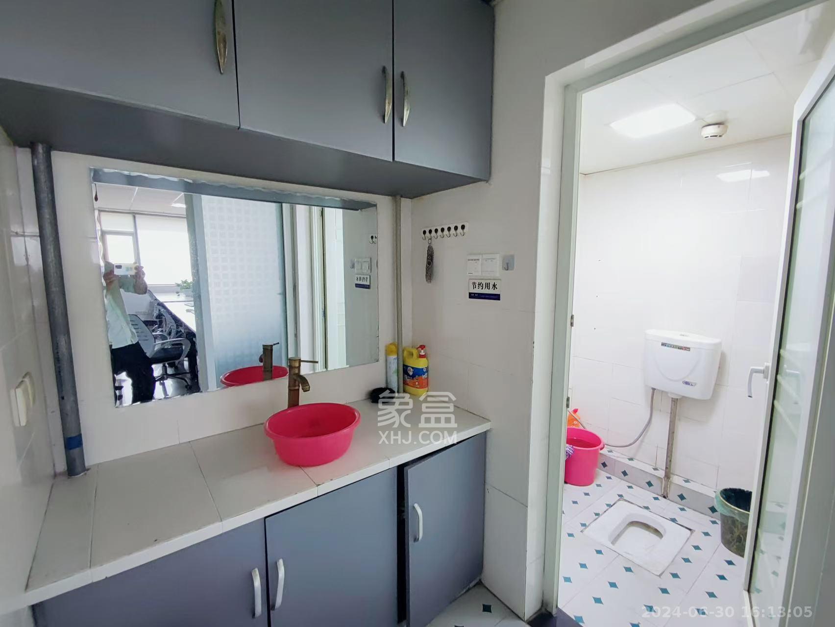 万象新天   130.0㎡      4800.0元/月室内图