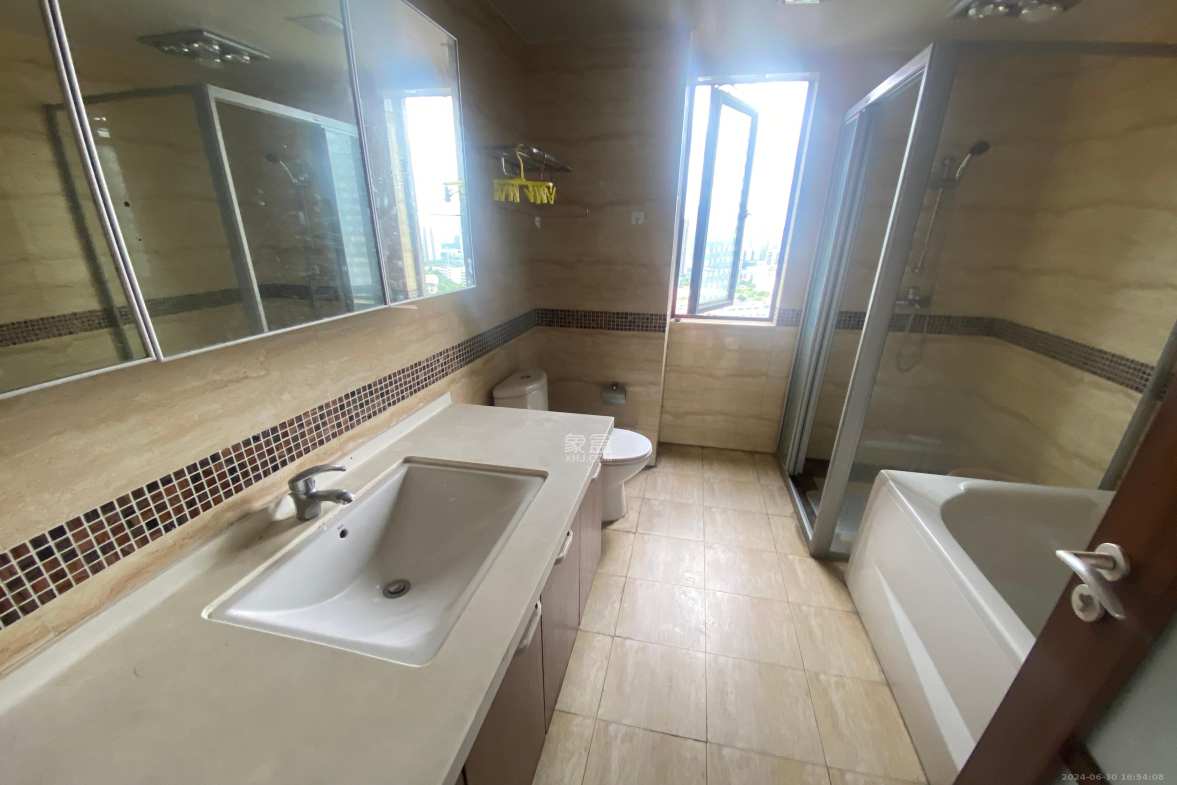 万科金域华府二期  1室2厅1卫    3000.0元/月室内图