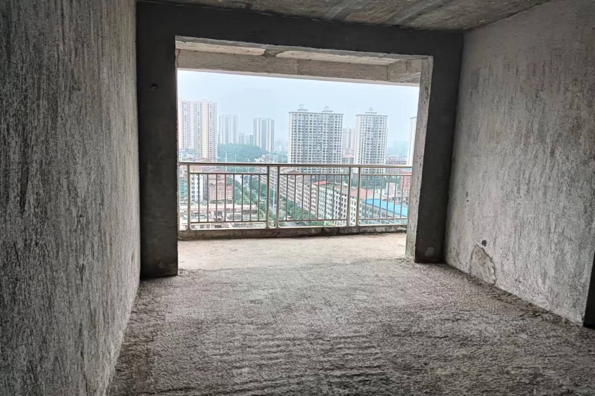 山海翠园 4室2厅2卫 69.8万 山海翠园 4室2厅2卫 69.8万室内图