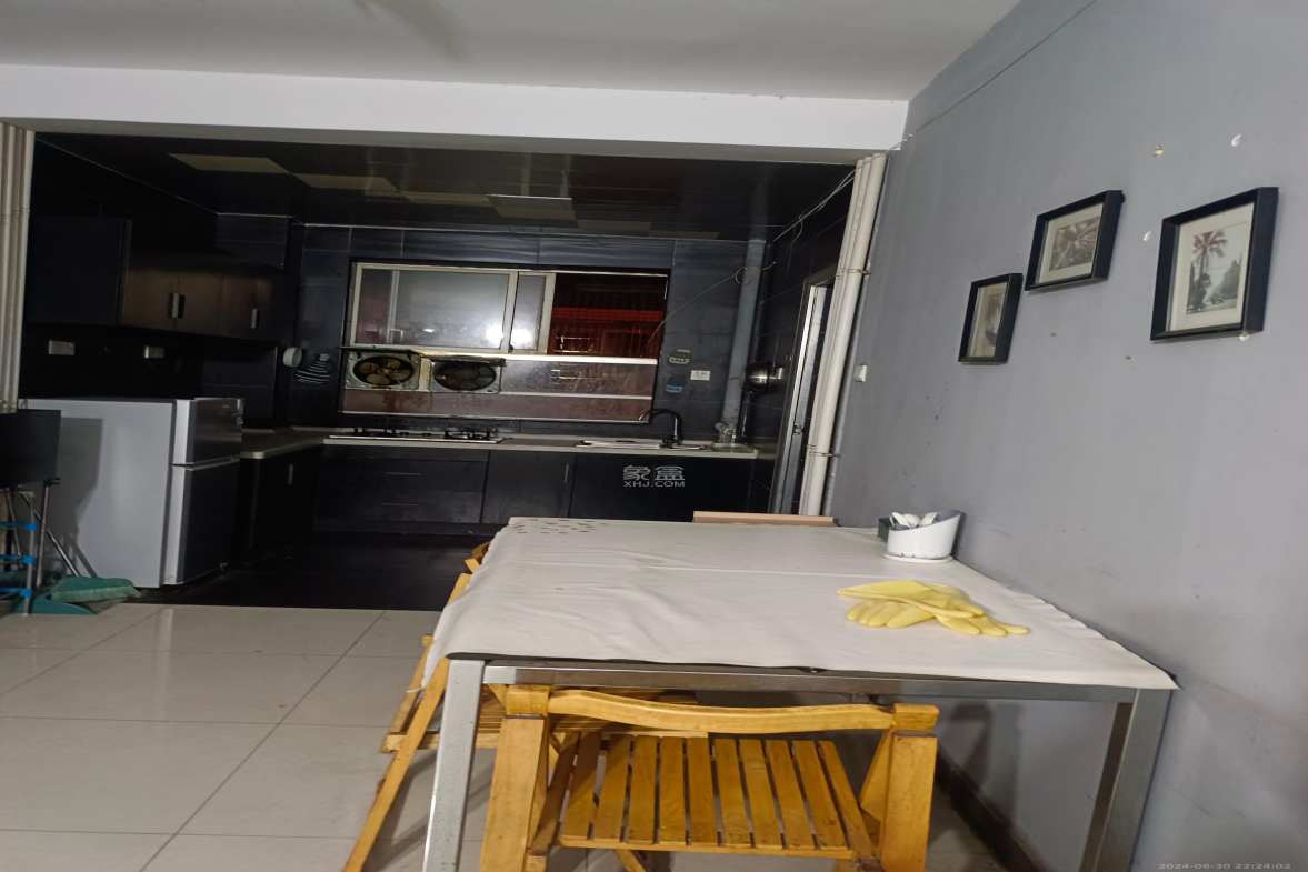 长重机械厂宿舍 2室2厅1卫 1500.0元/月 长重机械厂宿舍 2室2厅1卫 1500.0元/月室内图