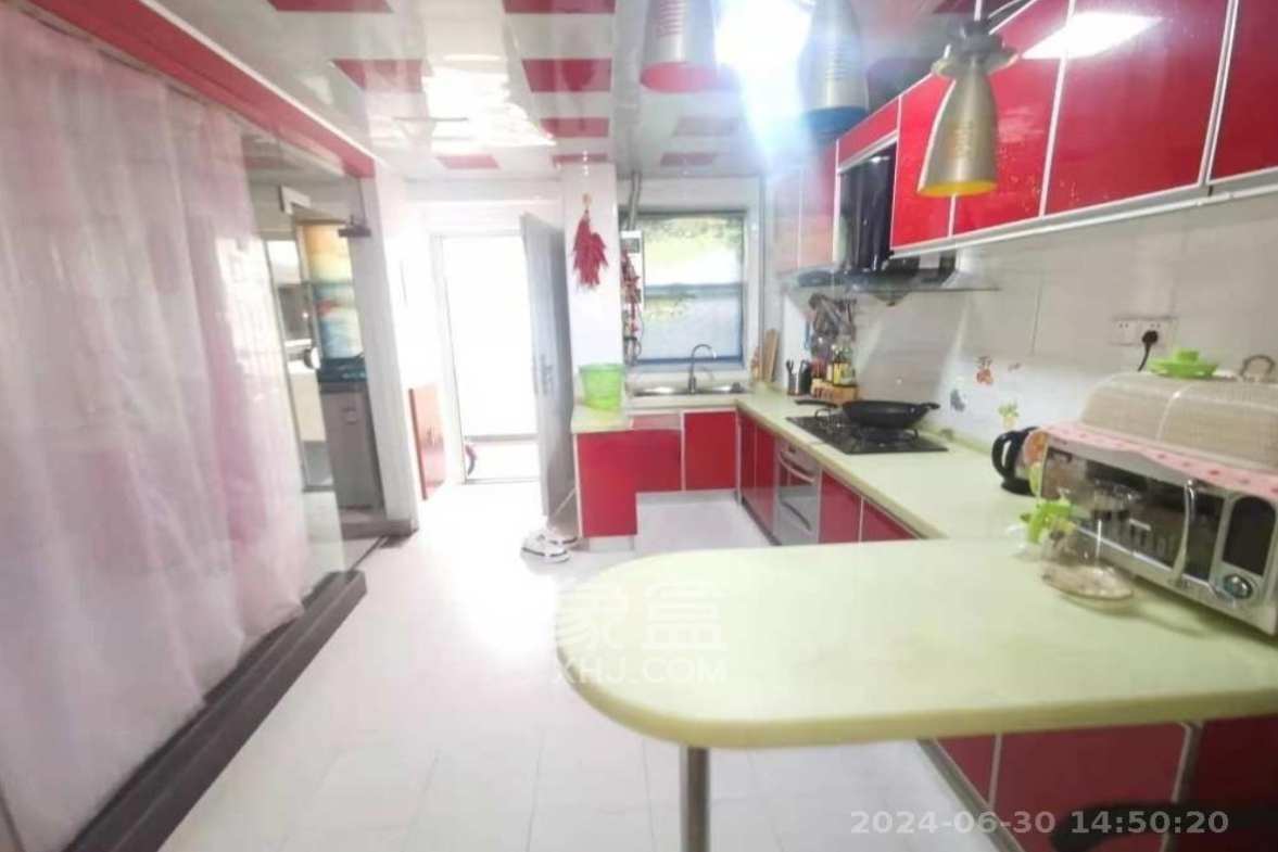 阳光100二期  1室1厅1卫    1500.0元/月 阳光100二期  1室1厅1卫    1500.0元/月室内图