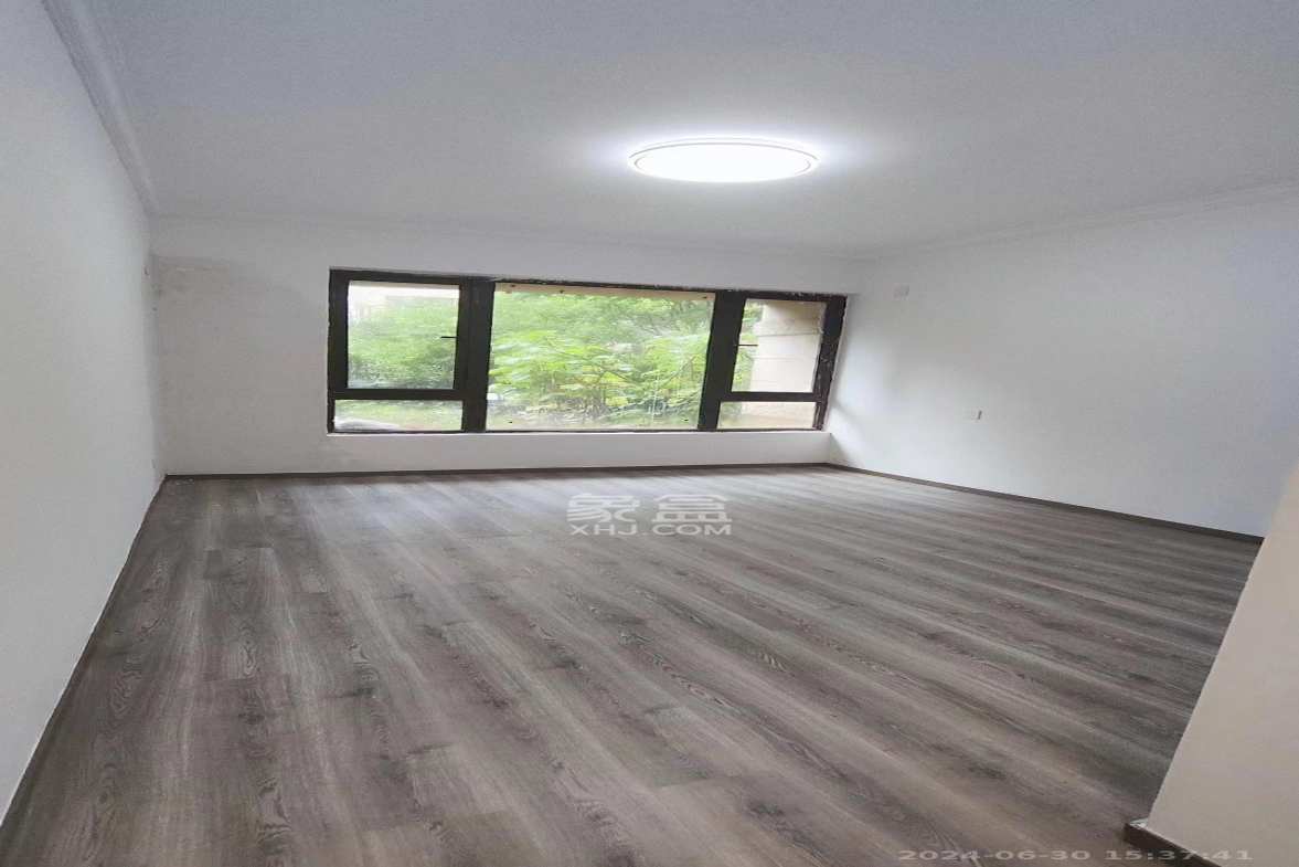 保利城（中航城国际社区、郡原美村）  4室2厅2卫   3800.00元/月室内图
