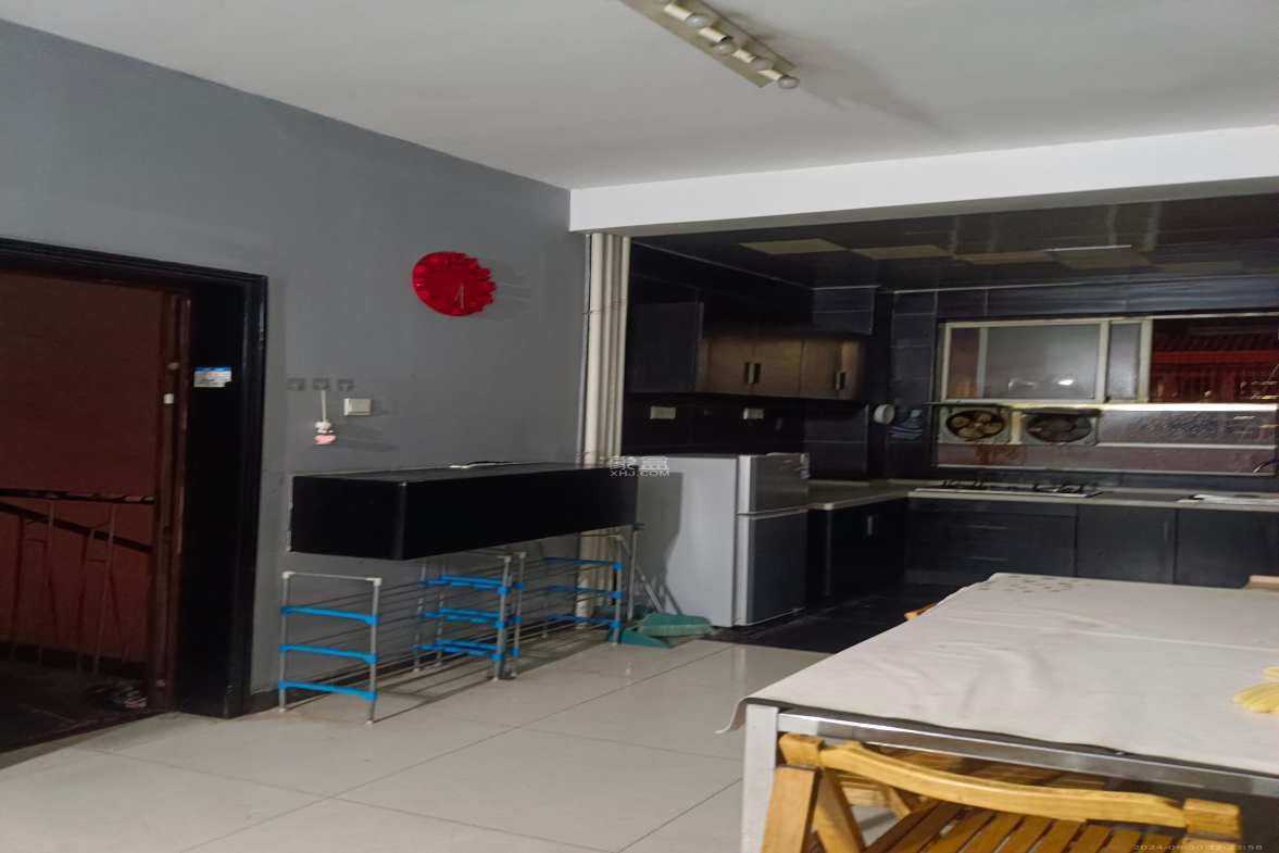 长重机械厂宿舍 2室2厅1卫 1500.0元/月 长重机械厂宿舍 2室2厅1卫 1500.0元/月室内图