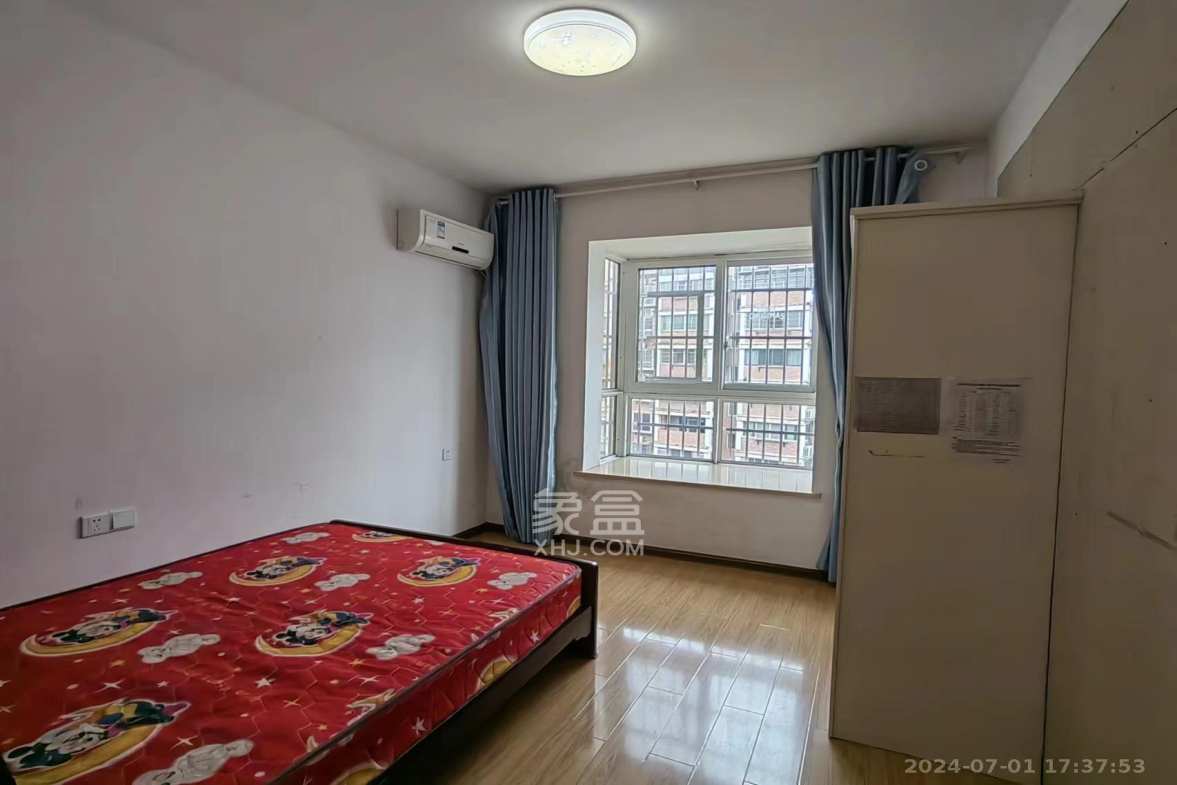 南湖雅苑 3室2厅2卫 1400.0元/月 南湖雅苑 3室2厅2卫 1400.0元/月室内图