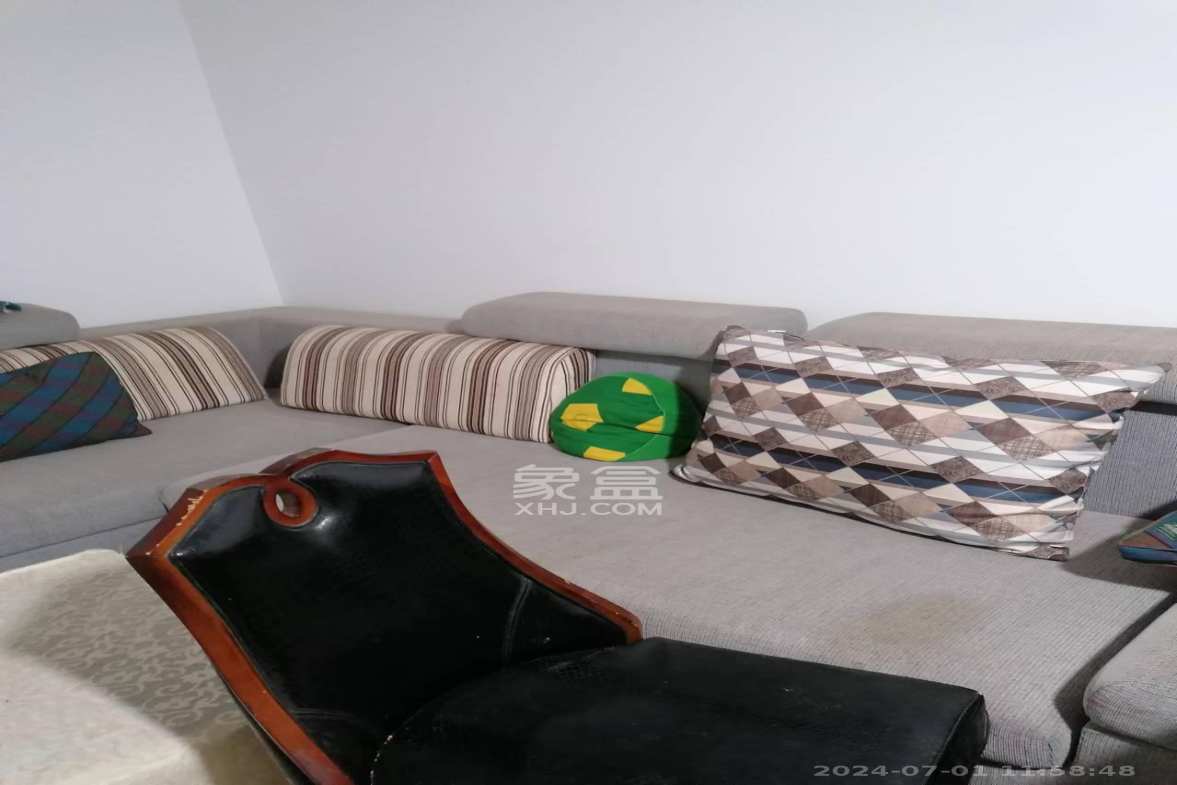 天凯东苑  2室1厅1卫    1100.0元/月室内图1