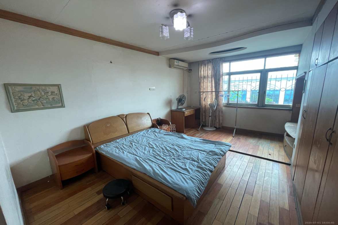 向东园社区(国税局宿舍)  1室0厅0卫    2000.0元/月室内图1