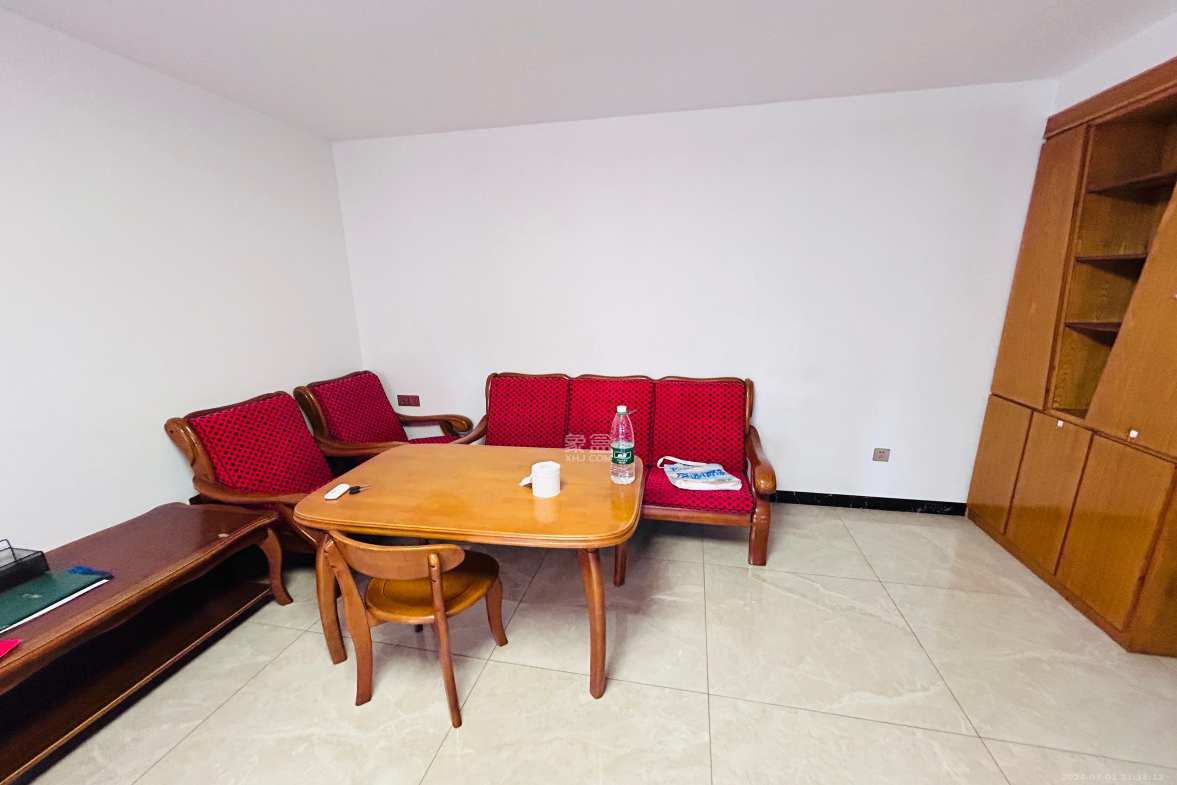 白沙公寓  2室1厅1卫    1500.0元/月室内图