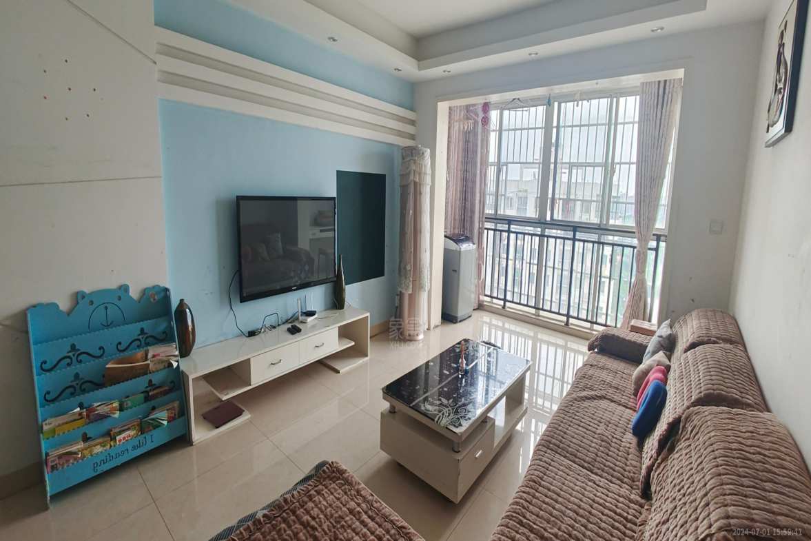 山河锦园 2室2厅1卫 1500.0元/月 山河锦园 2室2厅1卫 1500.0元/月室内图