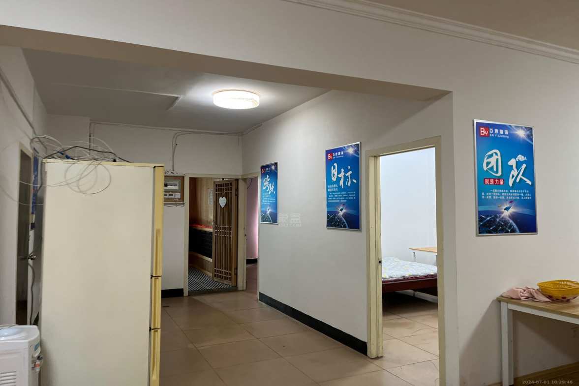 天顺楼 2室1厅1卫 1500.0元/月 天顺楼 2室1厅1卫 1500.0元/月室内图