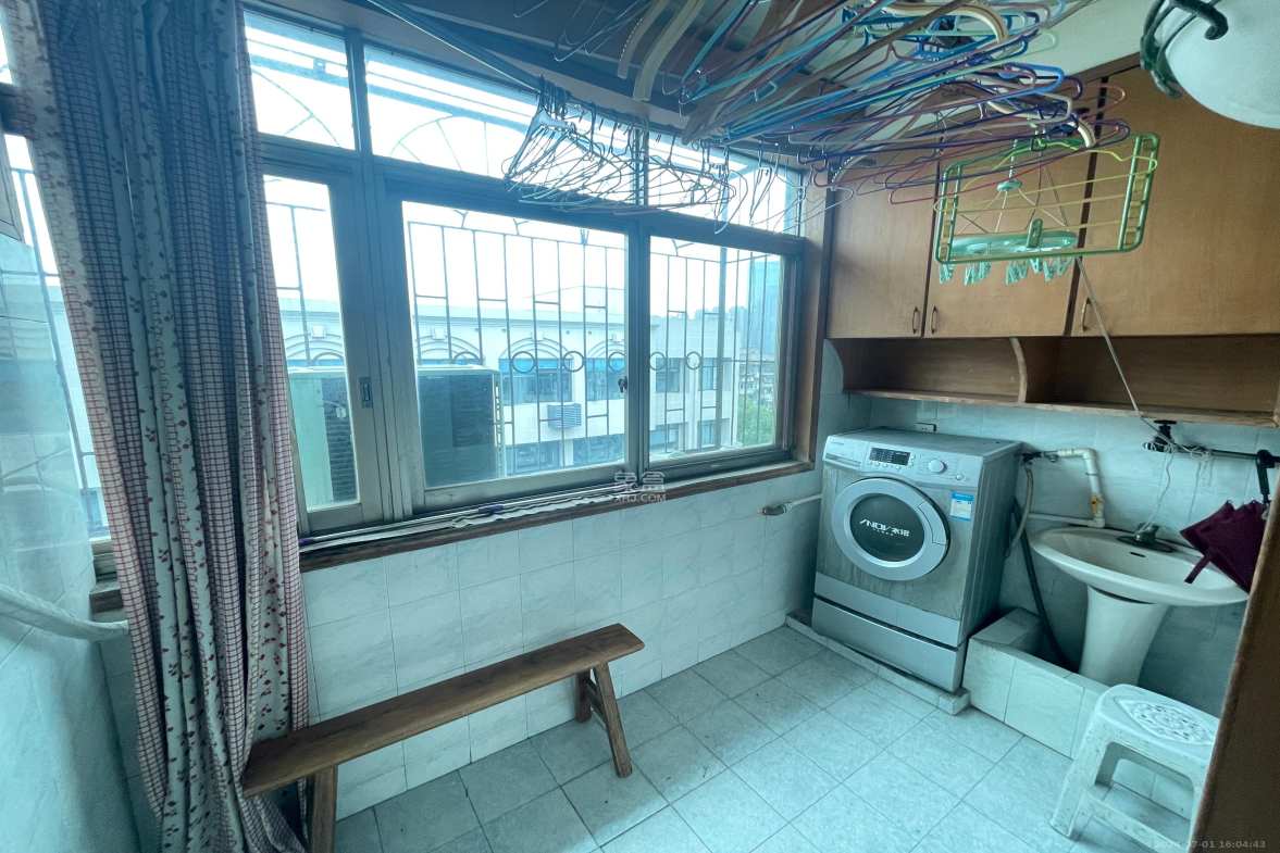 向东园社区(国税局宿舍)  1室0厅0卫    2000.0元/月室内图