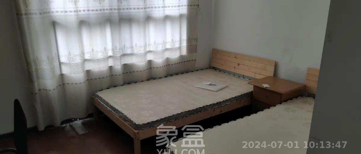 湘江世纪城贯江苑 3室2厅1卫 2200.0元/月 湘江世纪城贯江苑 3室2厅1卫 2200.0元/月室内图