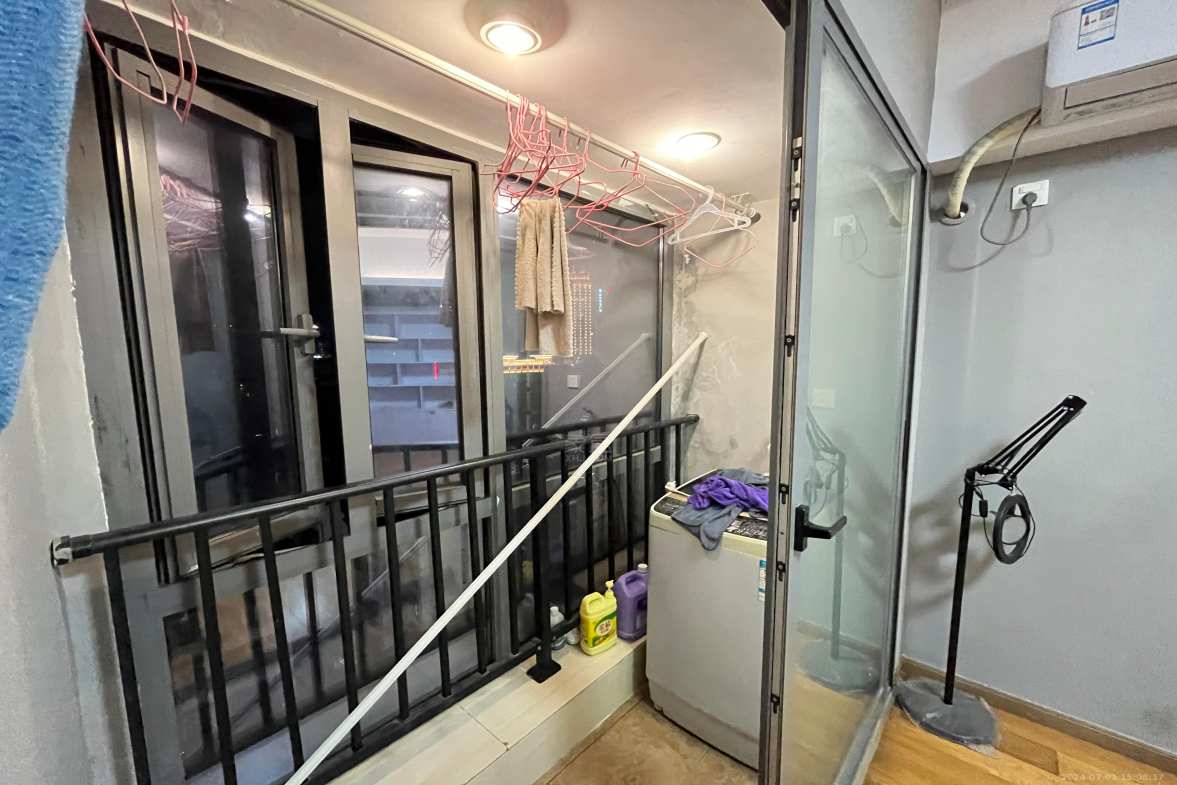 大汉希尔顿 2室2厅1卫 2200.0元/月 大汉希尔顿 2室2厅1卫 2200.0元/月室内图