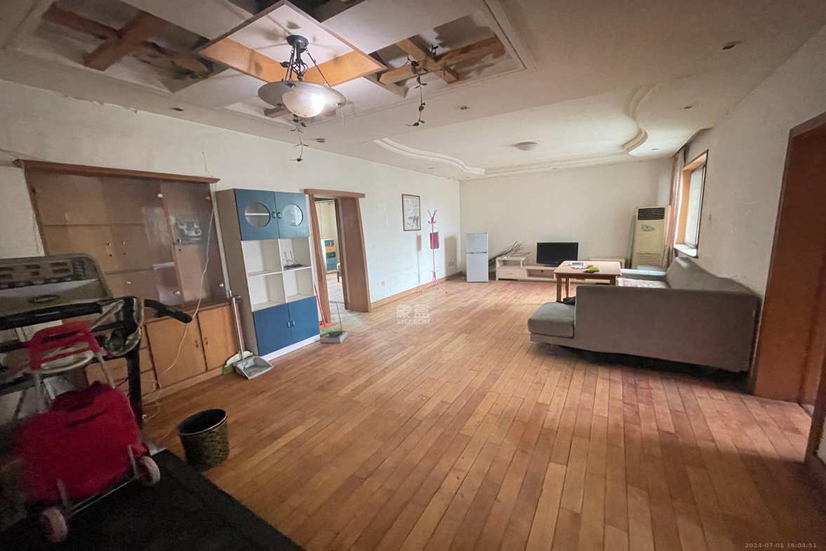 向东园社区(国税局宿舍)  1室0厅0卫    2000.0元/月室内图