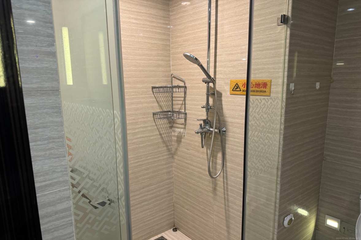 华远国际公寓  1室1厅1卫    5000.0元/月室内图