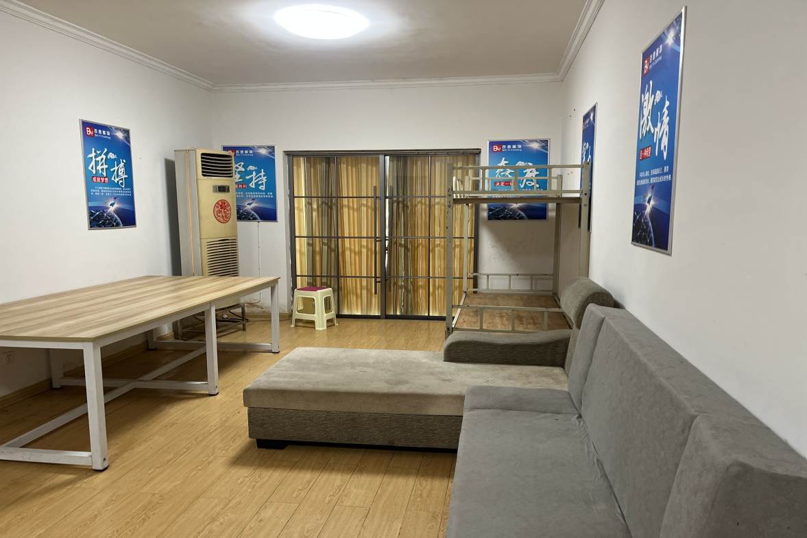 天顺楼 2室1厅1卫 1500.0元/月 天顺楼 2室1厅1卫 1500.0元/月户型图